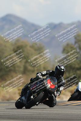 media/Oct-13-2025-Moto Forza (Mon) [[a66d839500]]/2-A Group/Session 4 Turn 7/